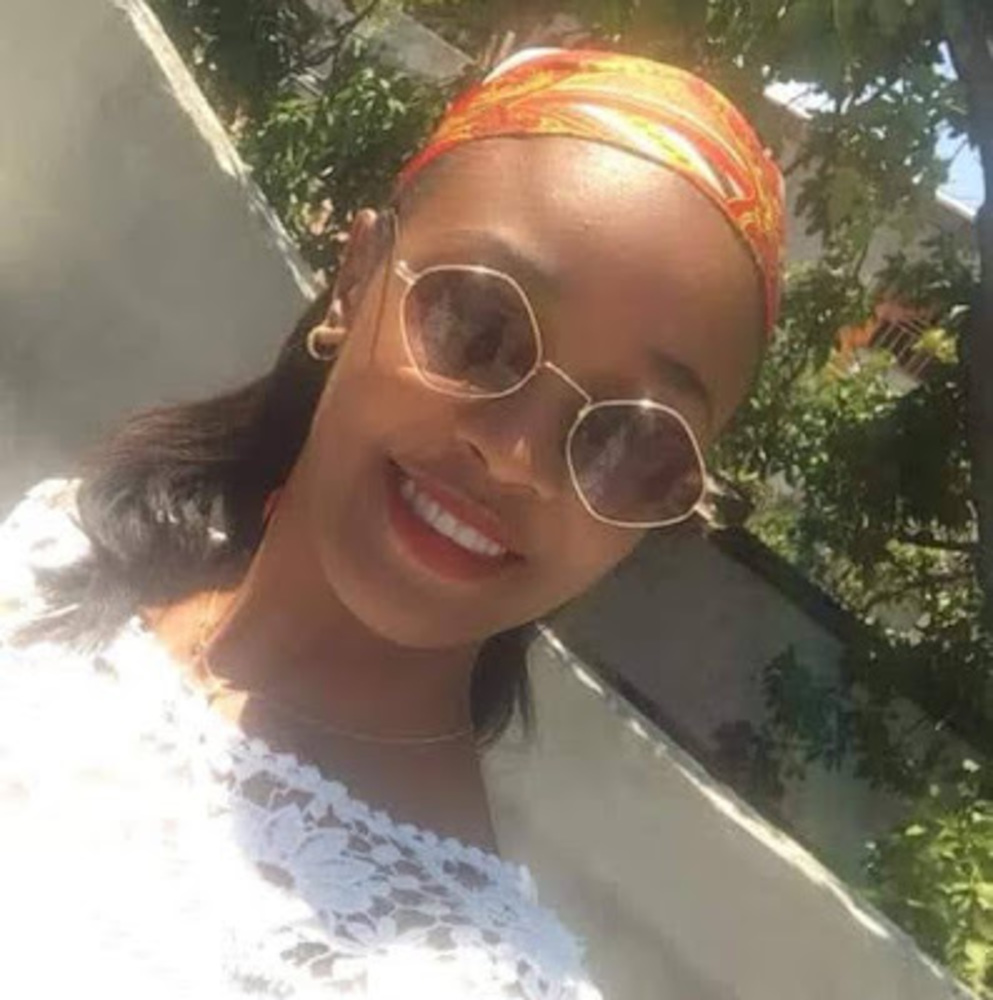 Meet your Posher, Myriam